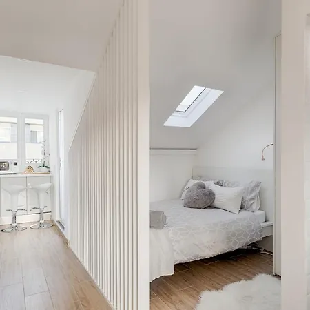 Daire Romantic Gem With 2 Terraces In Alcantara